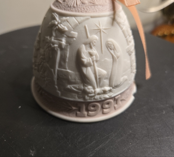 Lladro Other - Elegant Lladro 1991 Christmas Ceramic Bell with Ribbon Accent